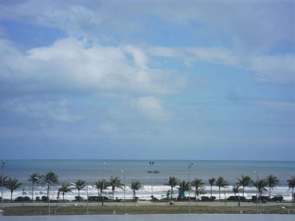 Danang Beach Hotel מראה חיצוני תמונה